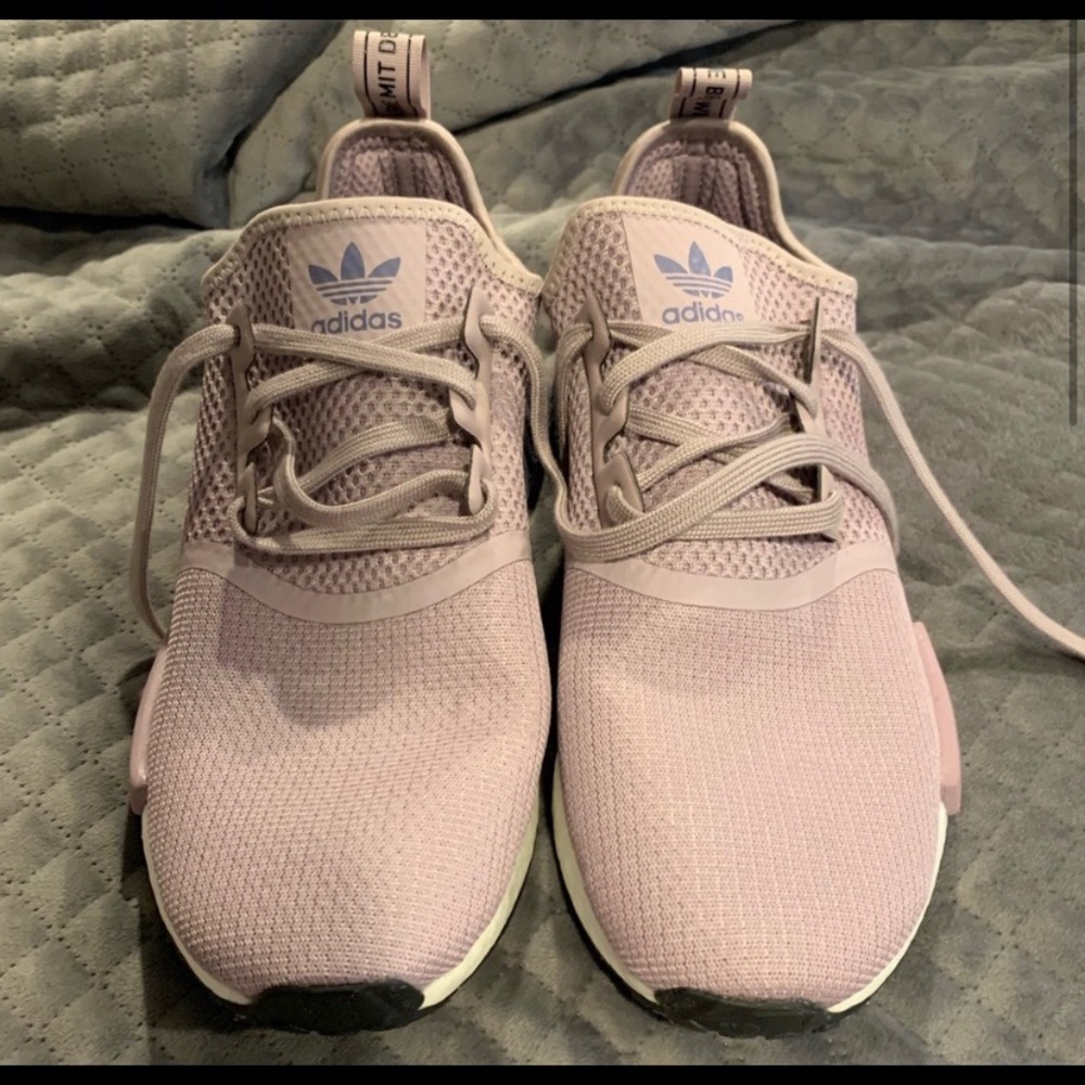 BRAND NEW ADIDAS SNEAKERS!